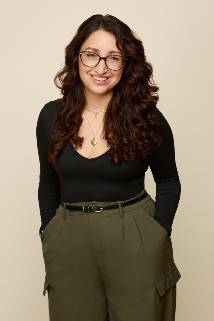 A picture of Alexandra Gifuni